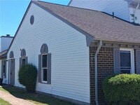 Building Photo - 4863 Woods Edge Rd