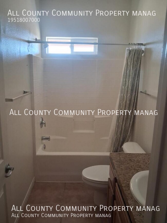 Building Photo - 60587 Belfair Dr
