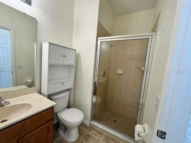 Building Photo - 221 Tower View Dr E