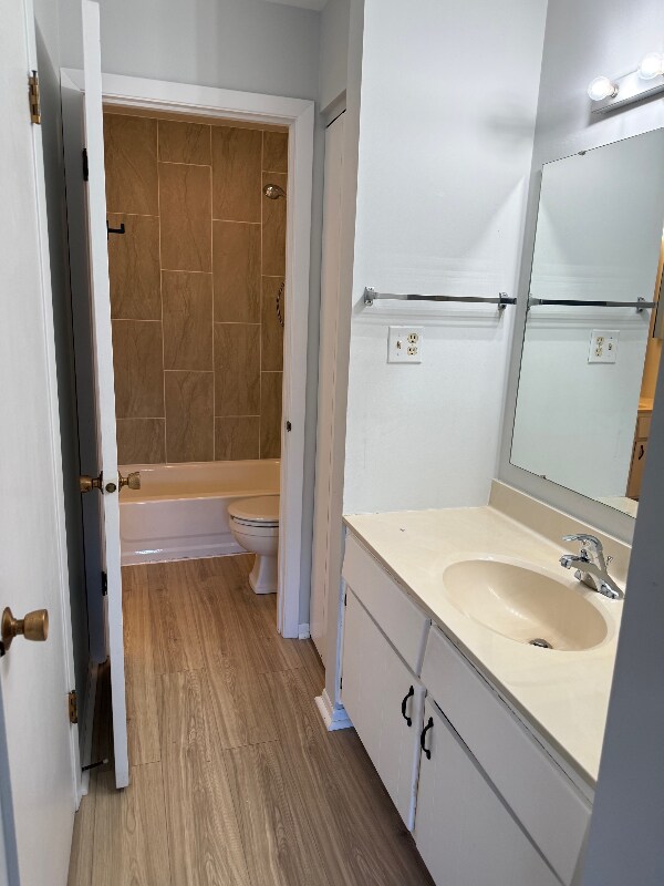 Building Photo - 1735 Harrow Ct