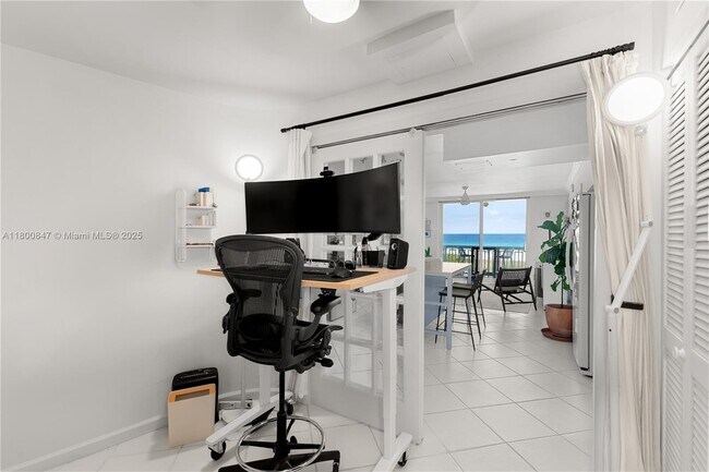 Building Photo - 401 Ocean Dr