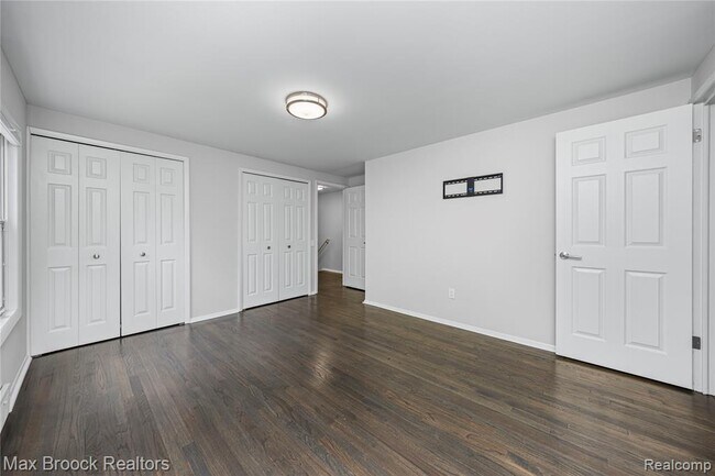 Building Photo - 2601 Lamplighter Ln