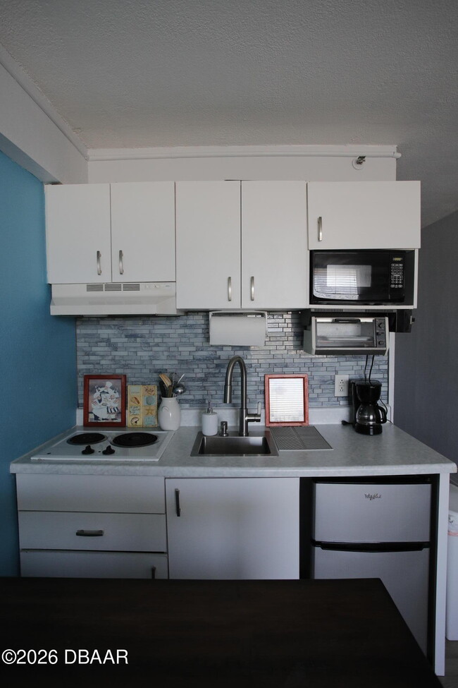 Building Photo - 800 N Atlantic Ave