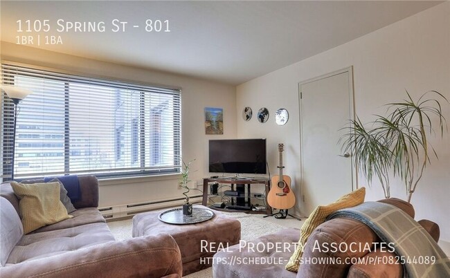 Building Photo - Spacious One Bedroom Condo in the Heart of...