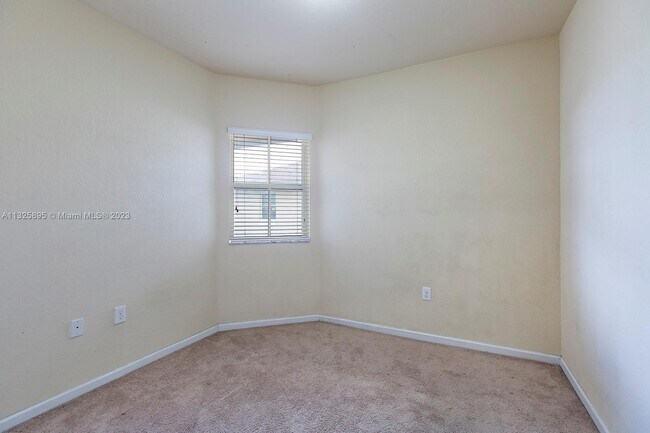 Building Photo - 8760 NW 97th Ave