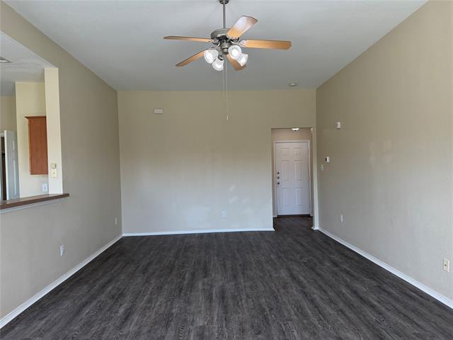Building Photo - 301 Meadow Lark Ln