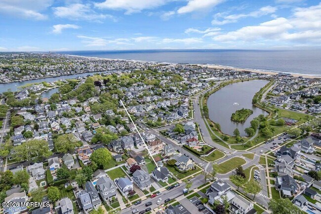 Building Photo - 504 8th Ave