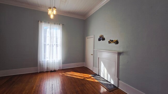 Building Photo - 13333 W Main St