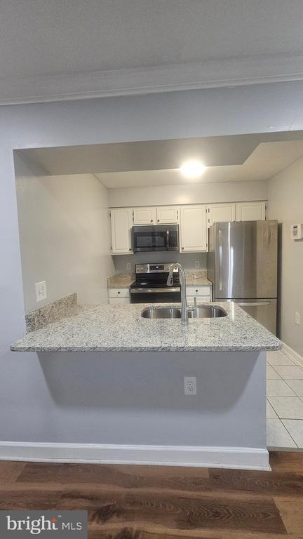 Building Photo - 12131 Salemtown Dr