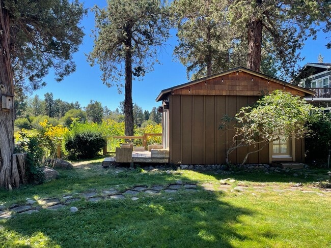 Building Photo - Deschutes Riverfront Home in Tumalo | 3 Bed + Office | Landscaping Included