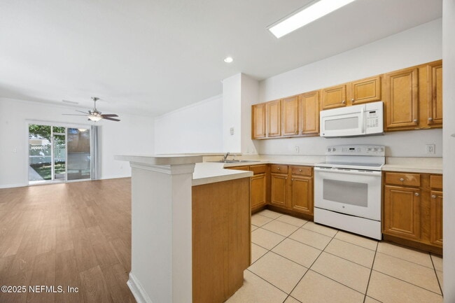 Building Photo - 3750 Silver Bluff Blvd