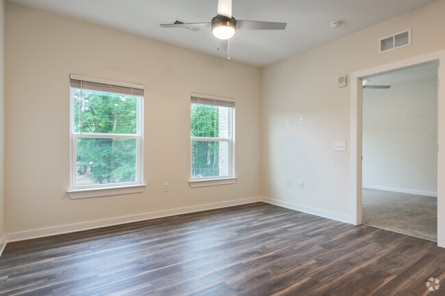 1BR, 1BA - 673SF - Wilshire