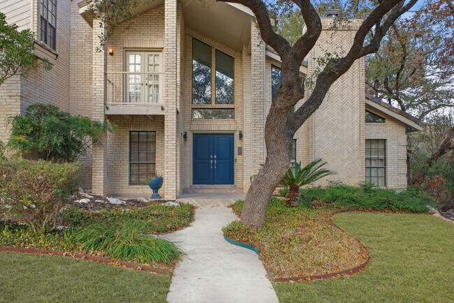 Building Photo - 2915 Quail Oak St