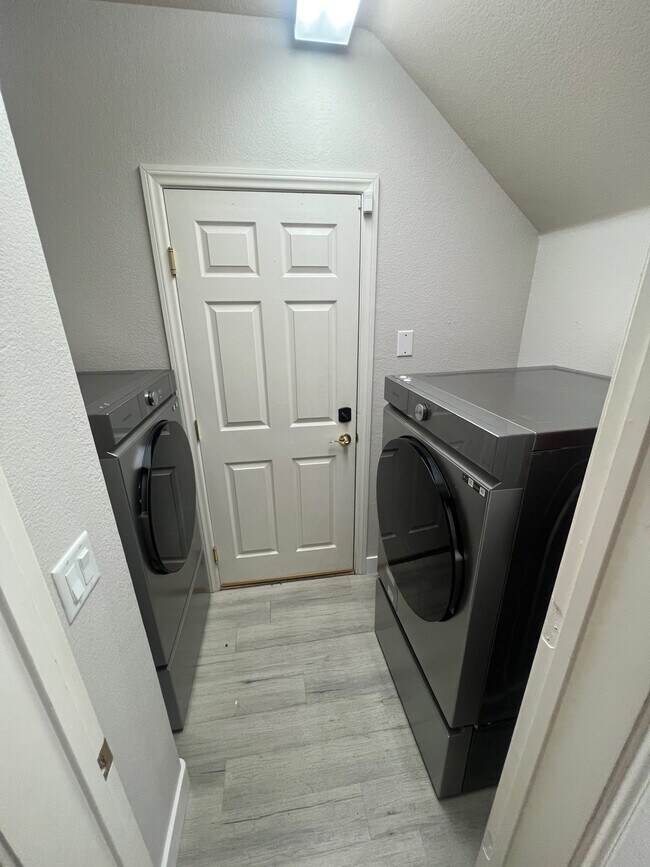 Building Photo - 10760 Teton Village Ct
