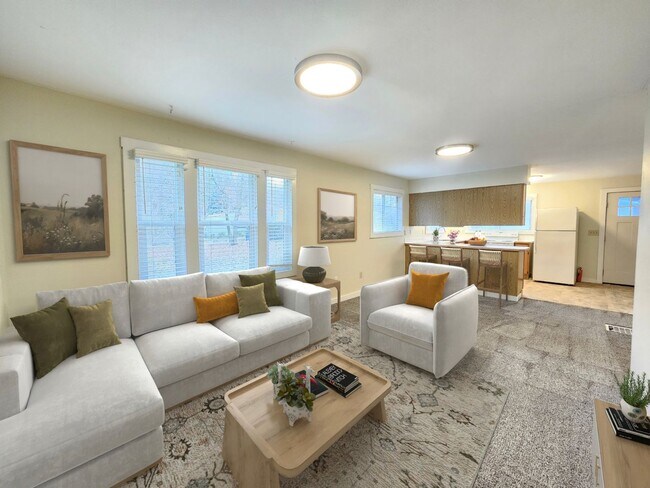 Primary Photo - $1,650 - 2 Bed / 1 Bath Spacious House in Latah Valley Neighborhood