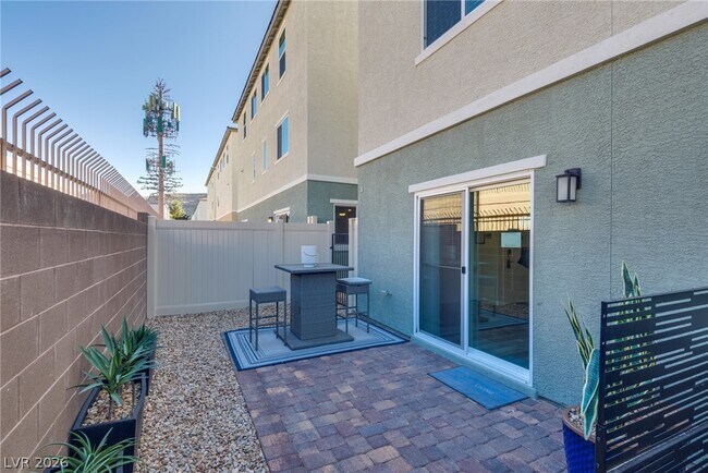 Building Photo - 6810 Truffle Gray St