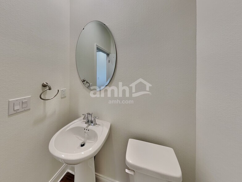 Building Photo - 3651 Windward Hls Blvd