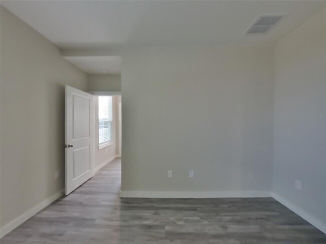 Building Photo - 1809 Fleabane Bnd