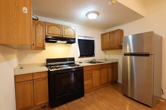 Building Photo - 1095