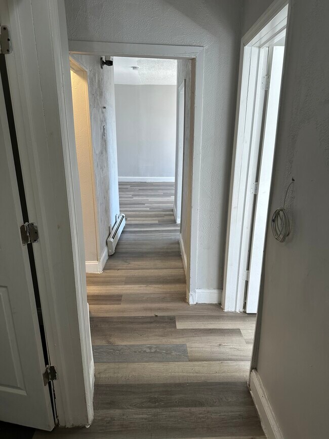 Building Photo - 559 Ocean Ave