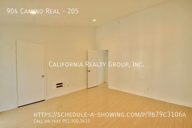 Building Photo - 904 Camino Real