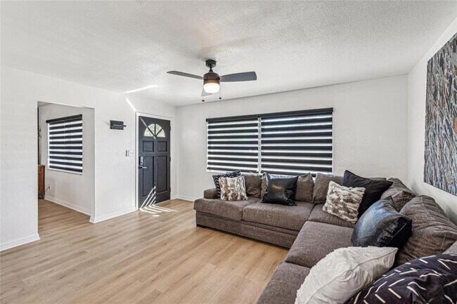 Building Photo - 2000 57th St N