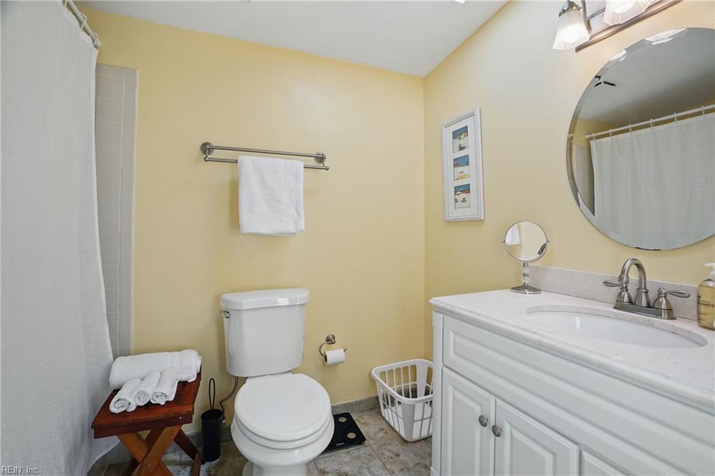 Building Photo - 2301 Beach Castle Ln
