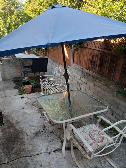 Building Photo - 7848 Normal Ave