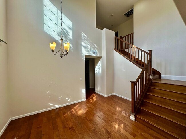 Building Photo - 1357 Trailside Ln