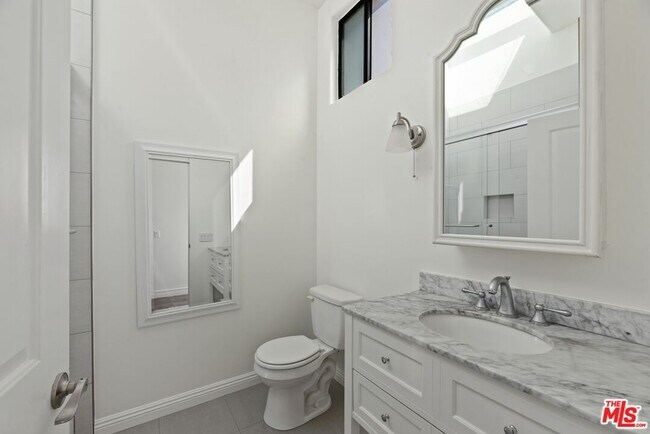 Building Photo - 29221 Heathercliff Rd