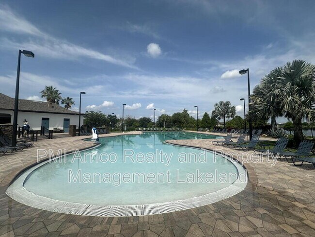 Building Photo - 6264 Great Bear Dr