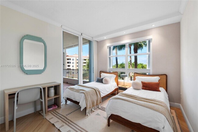 Building Photo - 705 Crandon Blvd