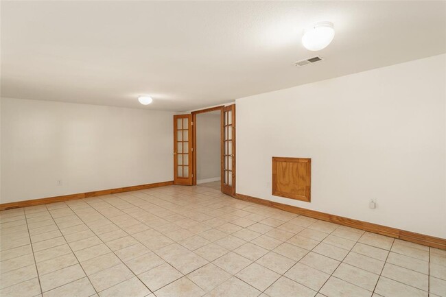 Building Photo - 1306 Zora St