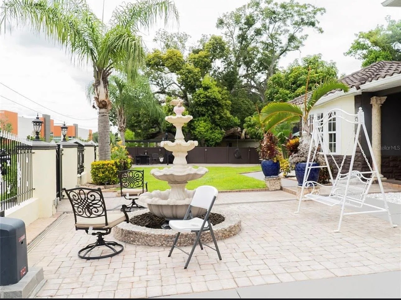 Outdoor - 1304 Ocoee Apopka Rd