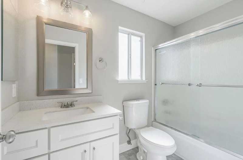 Building Photo - 2280 Southwood Dr