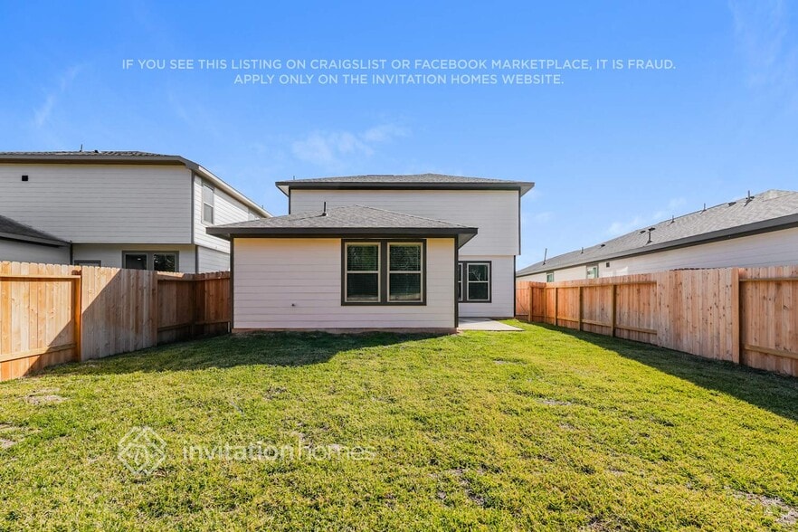 Building Photo - 24762 Linaria Dr