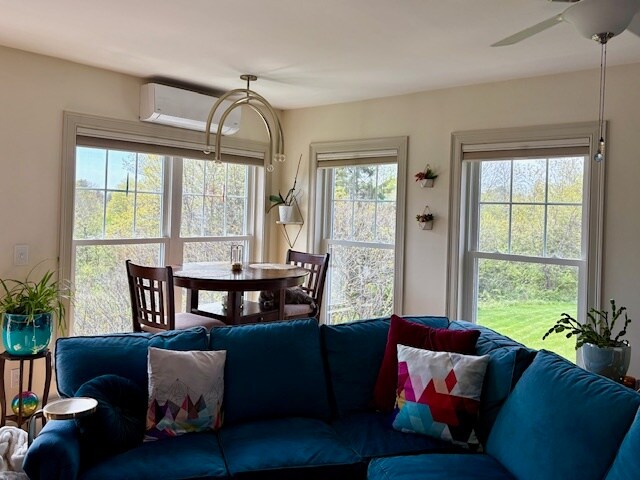 Dining area - 22 Cormorant Pl