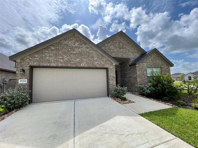 Building Photo - 17202 Coppice Oak Dr