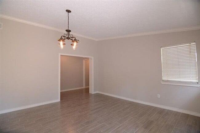 Building Photo - 19118 Challe Cir W