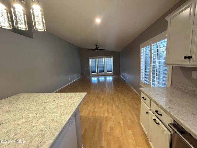 Building Photo - 6250 W Blackhawk Dr