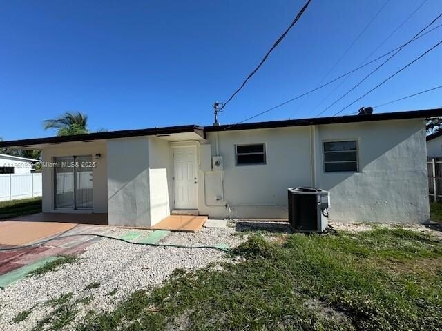 Building Photo - 10410 SW 150th Terrace