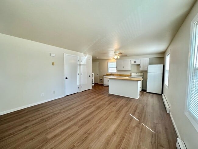 Primary Photo - 804 7th St
