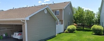 Building Photo - 877 Capital Ave