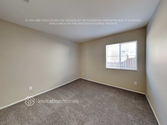 Building Photo - 25354 Silverwood Ln