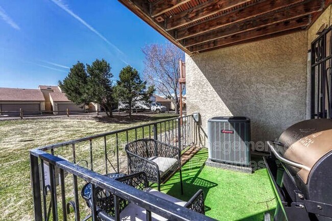Building Photo - 3428 Trenary Ln