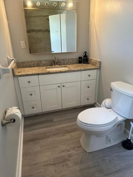 Building Photo - 1818 Blossom Ter