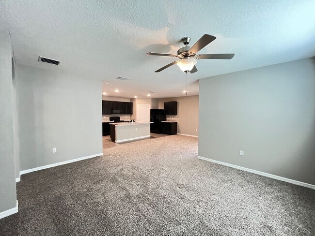 Building Photo - Spacious 4-Bedroom Smart Home in Belleview | No HOA Application Required - PROMO!! NO LEASE ADMIN...