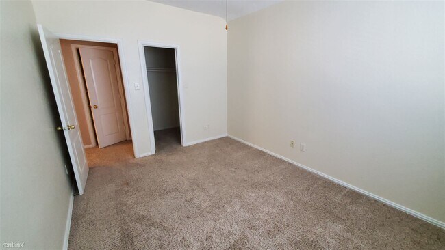 Building Photo - 4 br, 3.5 bath House - 1229 Tralee Lane