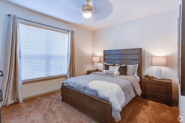 Building Photo - Live Free for a Month – Your New Home Awaits!