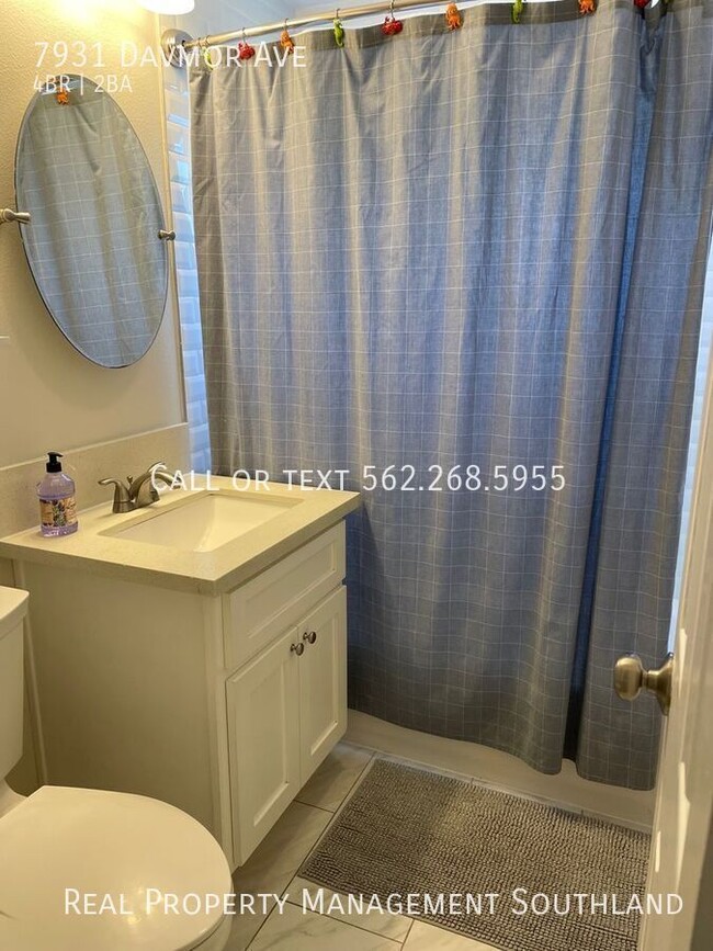 Building Photo - Modern and Clean 4 Bedroom, 2 Full Bath Ho...